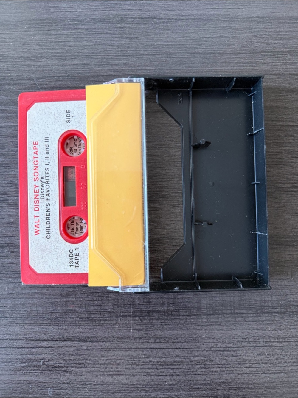 Disney Children's Favorites Vol 1 2 3 Cassette Tape Larry Groce 1986 Vintage - Picture 2 of 3